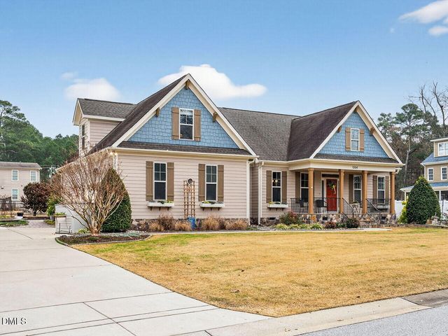 1304 Golden Bluff Lane, Fuquay Varina, NC 27526