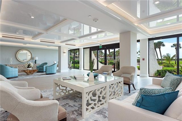 10951 Gulf Shore DR 1002, Naples, FL 34108