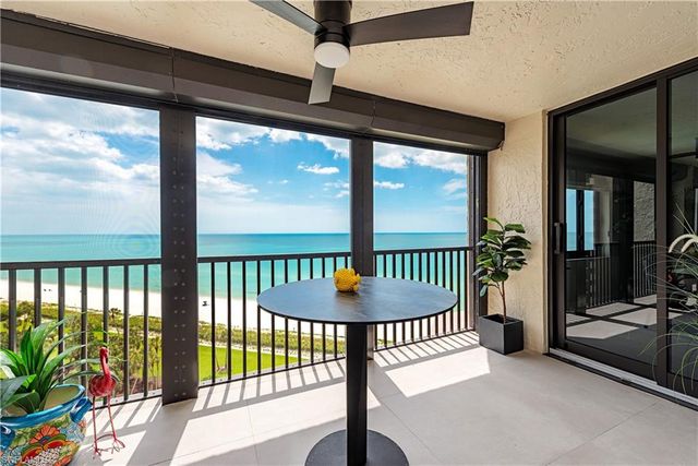 10951 Gulf Shore DR 1002, Naples, FL 34108