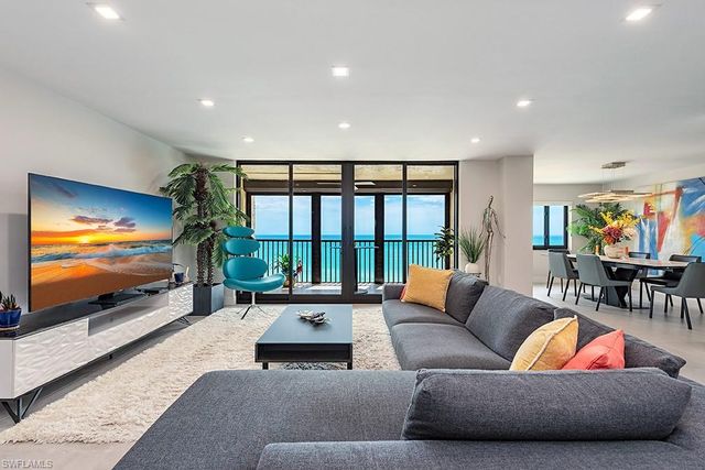 10951 Gulf Shore DR 1002, Naples, FL 34108