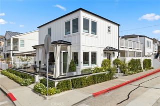 300 Coral Avenue, Newport Beach, CA 92662