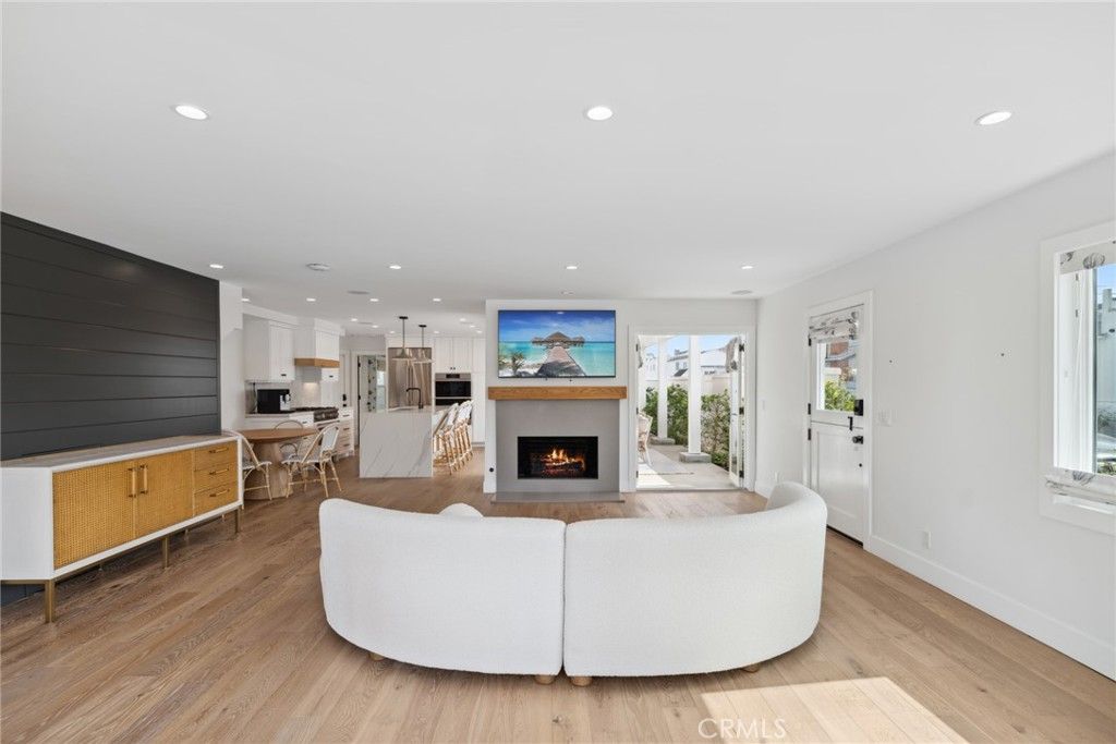 300 Coral Avenue, Newport Beach, CA 92662 — photo 4
