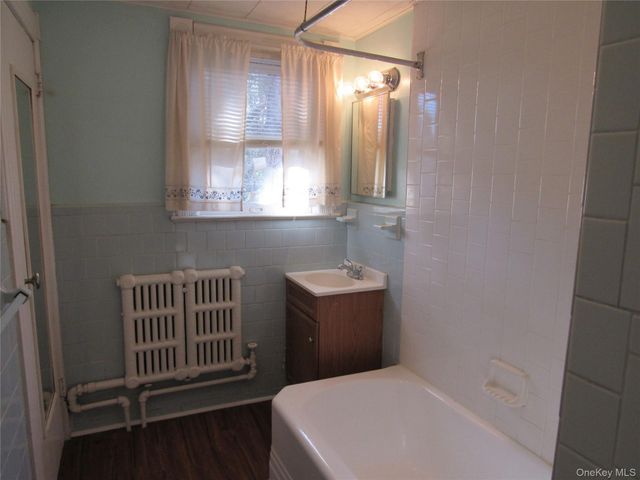 98 Main Street, Chester, NY 10918