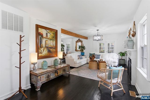 475 Albert Place, New Milford, NJ 07646