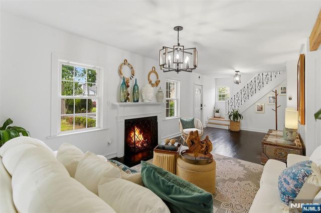 475 Albert Place, New Milford, NJ 07646