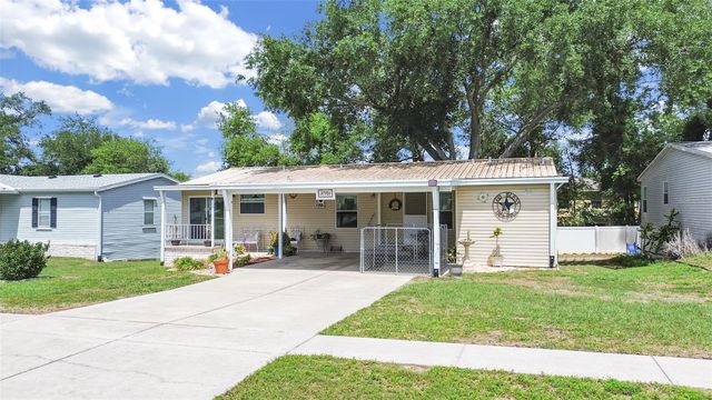 37701 NEWAL AVENUE, Zephyrhills, FL 33542