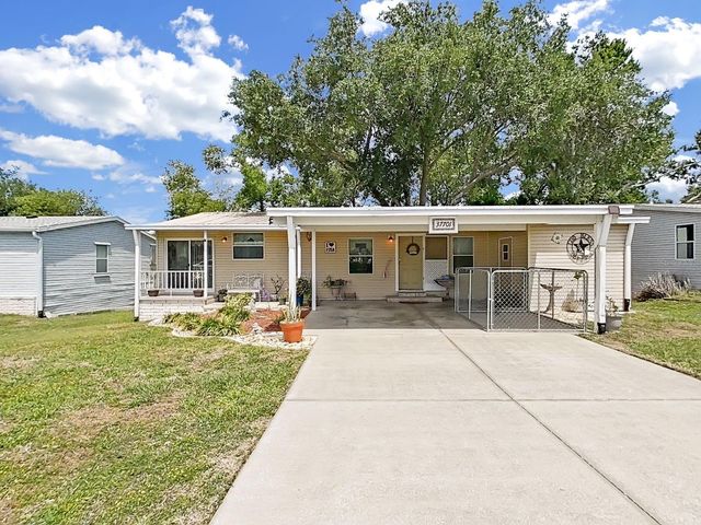 37701 NEWAL AVENUE, Zephyrhills, FL 33542