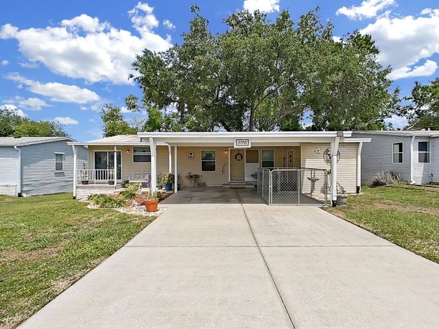 37701 NEWAL AVENUE, Zephyrhills, FL 33542