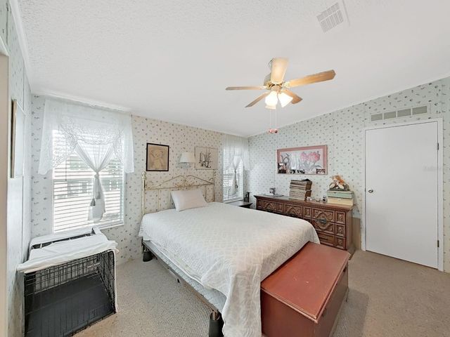 37701 NEWAL AVENUE, Zephyrhills, FL 33542