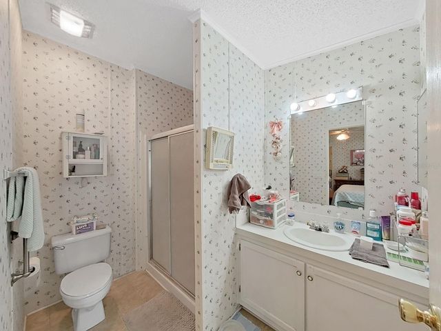 37701 NEWAL AVENUE, Zephyrhills, FL 33542