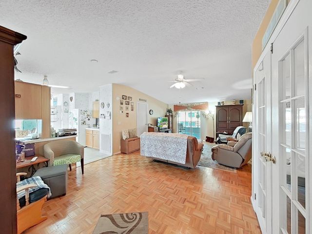 37701 NEWAL AVENUE, Zephyrhills, FL 33542