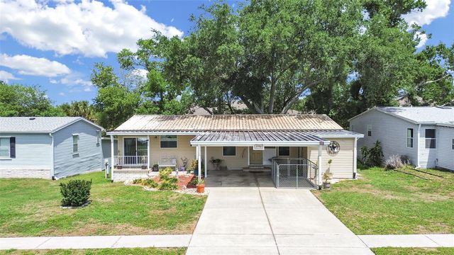 37701 NEWAL AVENUE, Zephyrhills, FL 33542