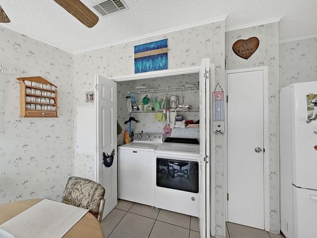 37701 NEWAL AVENUE, Zephyrhills, FL 33542