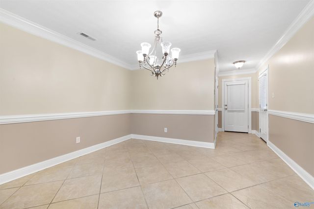 734 Martin Street SW, Hartselle, AL 35640