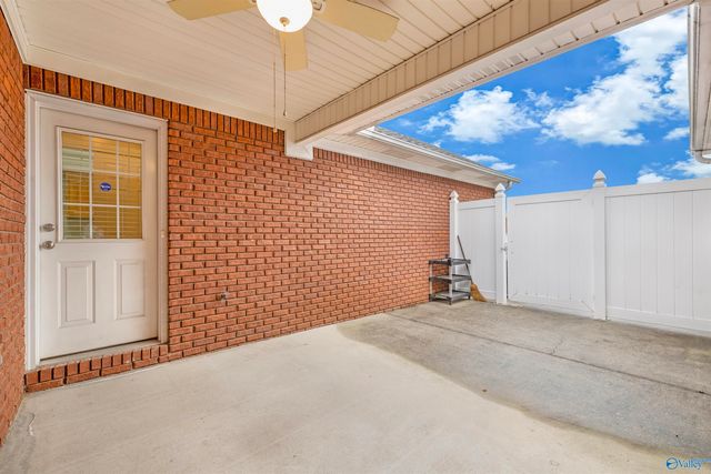 734 Martin Street SW, Hartselle, AL 35640