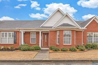 734 Martin Street SW, Hartselle, AL 35640