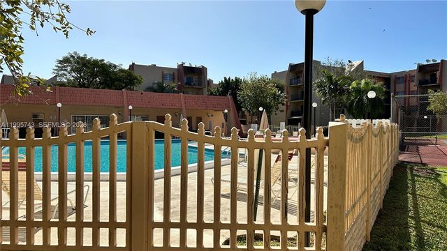 7910 Camino Real N412, Miami, FL 33143