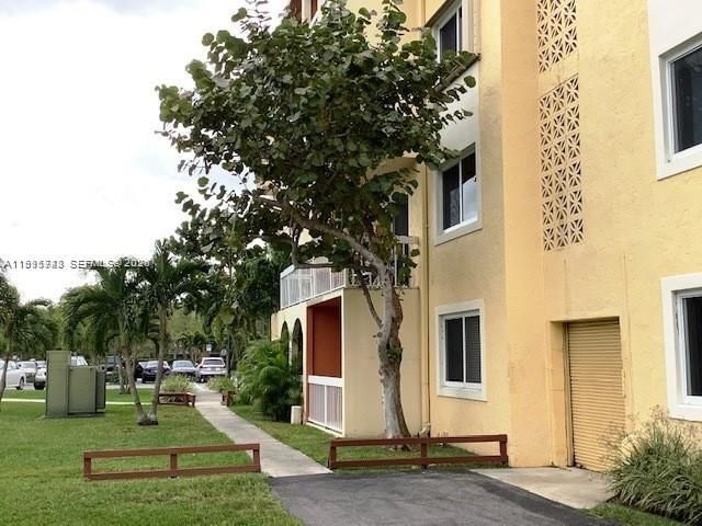 7910 Camino Real N412, Miami, FL 33143