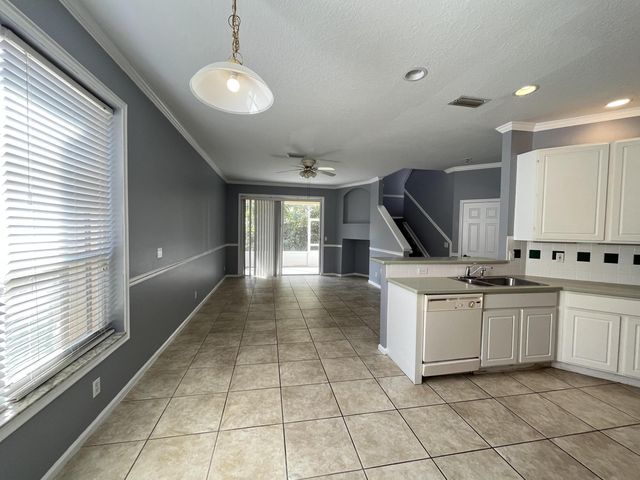 3765 NW Deer Oak Drive, Jensen Beach, FL 34957