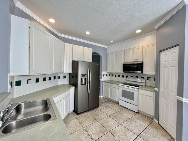 3765 NW Deer Oak Drive, Jensen Beach, FL 34957