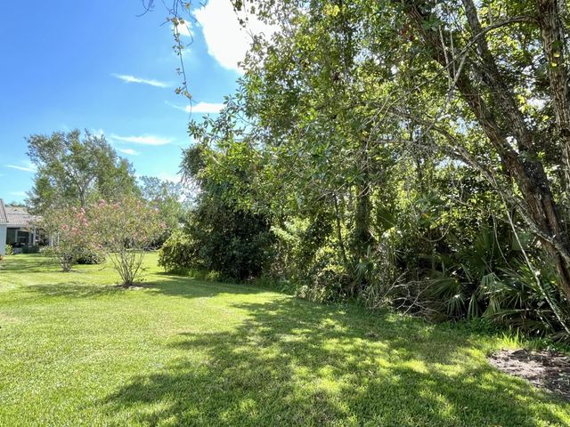 3765 NW Deer Oak Drive, Jensen Beach, FL 34957
