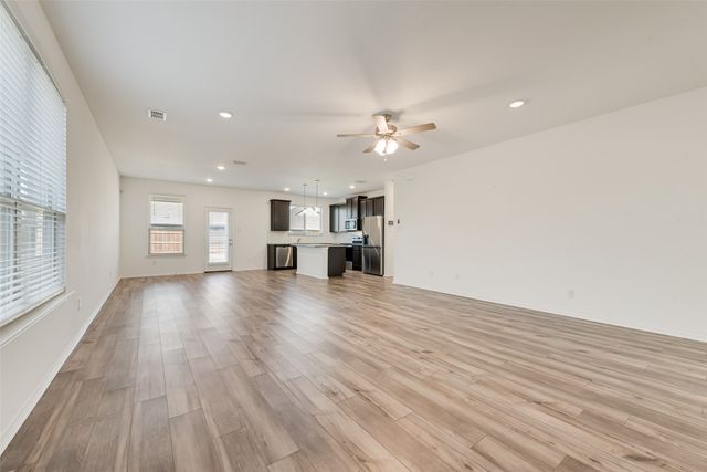 3251 Apple Creek Avenue, Crandall, TX 75114