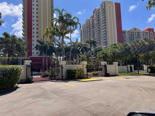 16909 N Bay Rd 720, Sunny Isles Beach, FL 33160