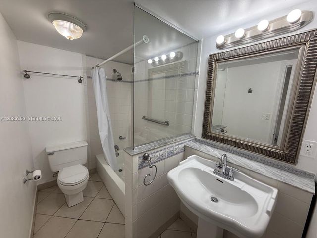 16909 N Bay Rd 720, Sunny Isles Beach, FL 33160