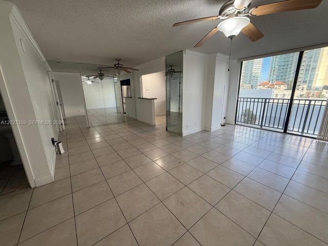 16909 N Bay Rd 720, Sunny Isles Beach, FL 33160