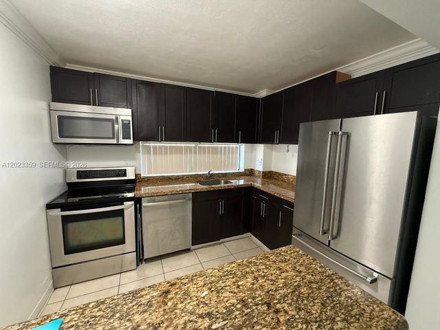16909 N Bay Rd 720, Sunny Isles Beach, FL 33160