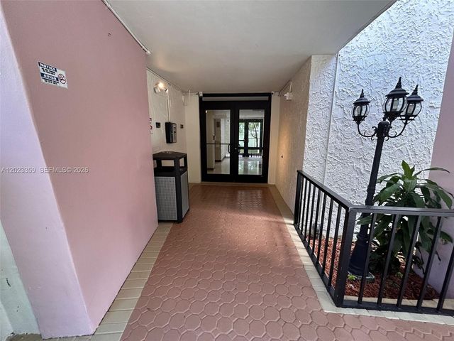 16909 N Bay Rd 720, Sunny Isles Beach, FL 33160