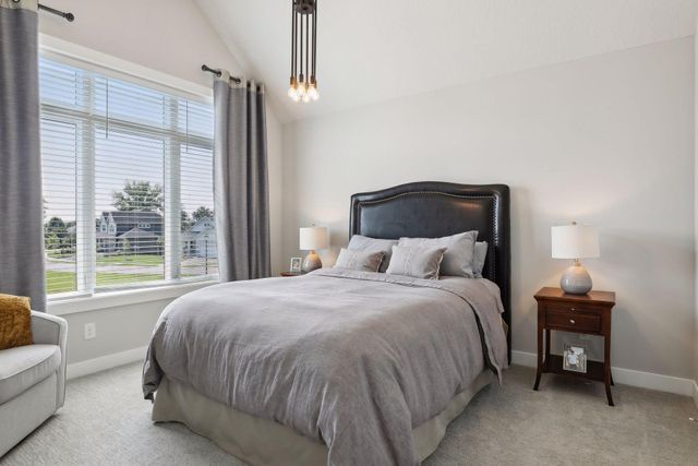 5760 131st Street N, Hugo, MN 55038