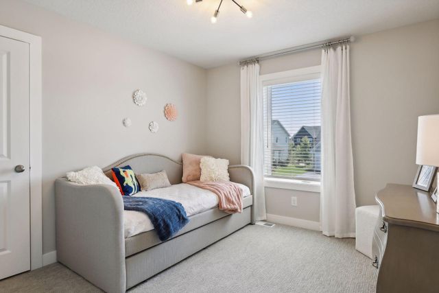 5760 131st Street N, Hugo, MN 55038