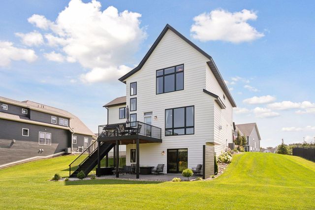 5760 131st Street N, Hugo, MN 55038