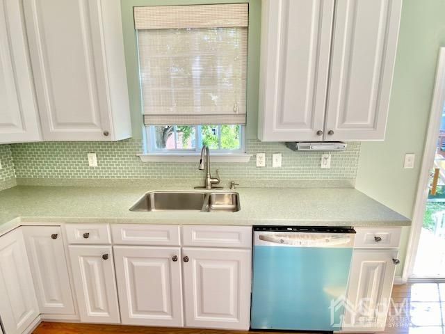 24 Skurka Court, Sayreville, NJ 08872