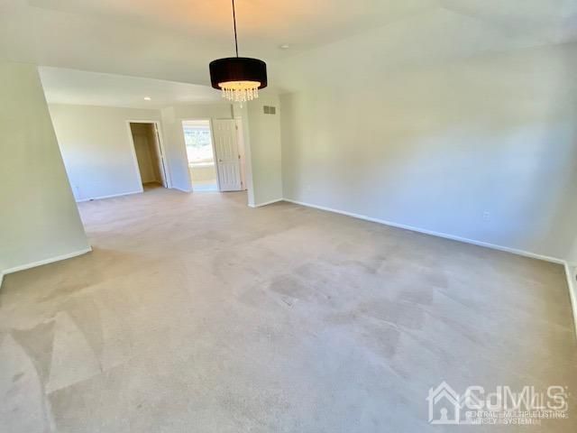 24 Skurka Court, Sayreville, NJ 08872