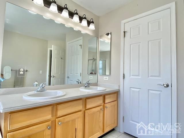 24 Skurka Court, Sayreville, NJ 08872