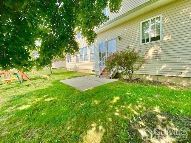 24 Skurka Court, Sayreville, NJ 08872
