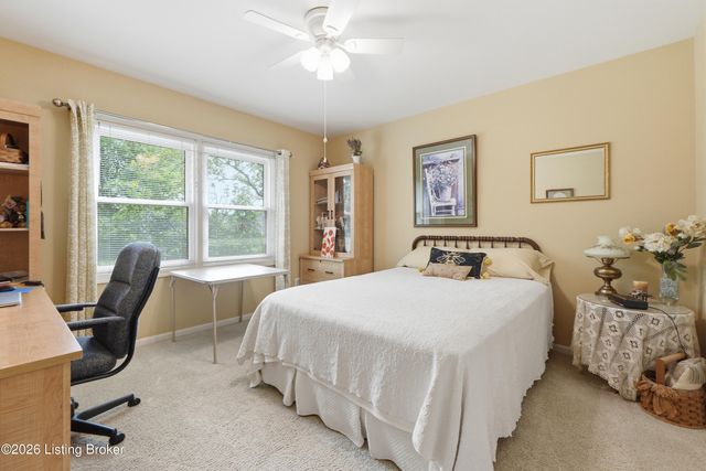1509 Mahogany Run Dr, La Grange, KY 40031