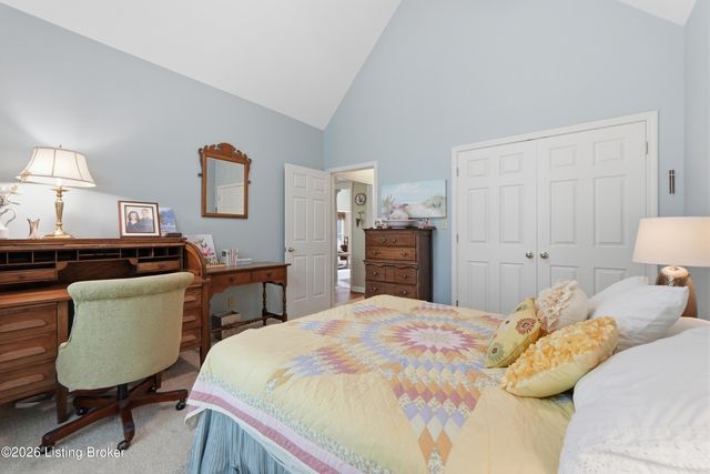 1509 Mahogany Run Dr, La Grange, KY 40031