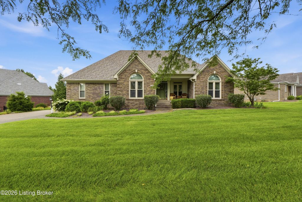 1509 Mahogany Run Dr, La Grange, KY 40031