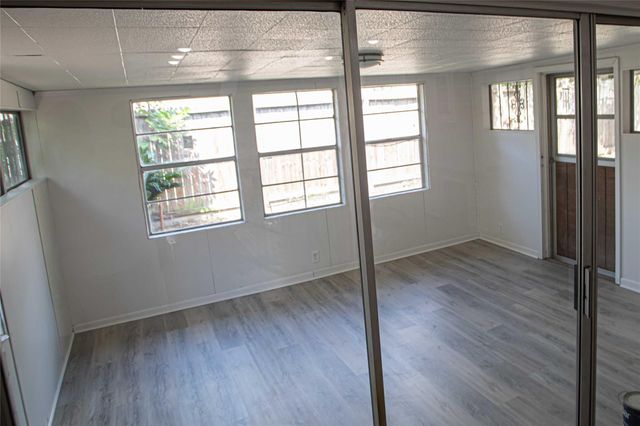 10710 Sandy Shoals Drive, Houston, TX 77071