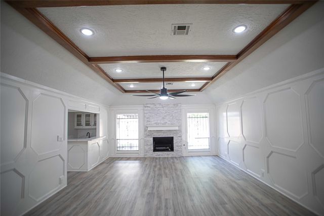 10710 Sandy Shoals Drive, Houston, TX 77071