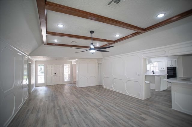 10710 Sandy Shoals Drive, Houston, TX 77071