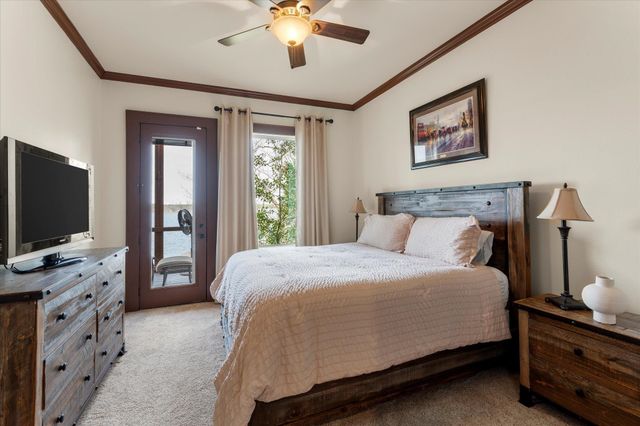 350 E El Dorado Dr, Scroggins, TX 75480
