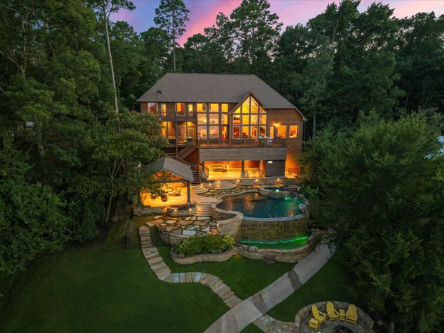 350 E El Dorado Dr, Scroggins, TX 75480