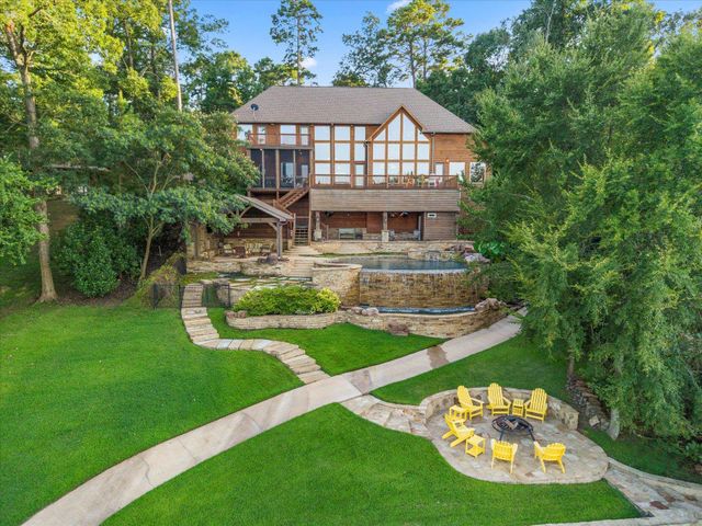 350 E El Dorado Dr, Scroggins, TX 75480