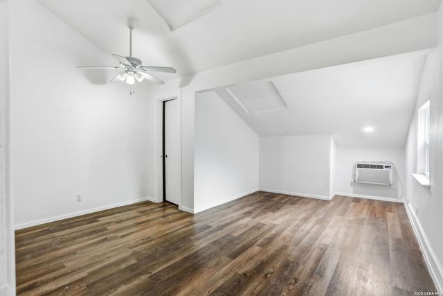 8112 Scottshill, San Antonio, TX 78209
