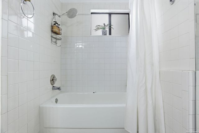 8112 Scottshill, San Antonio, TX 78209