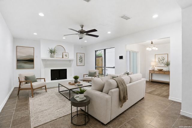 8112 Scottshill, San Antonio, TX 78209